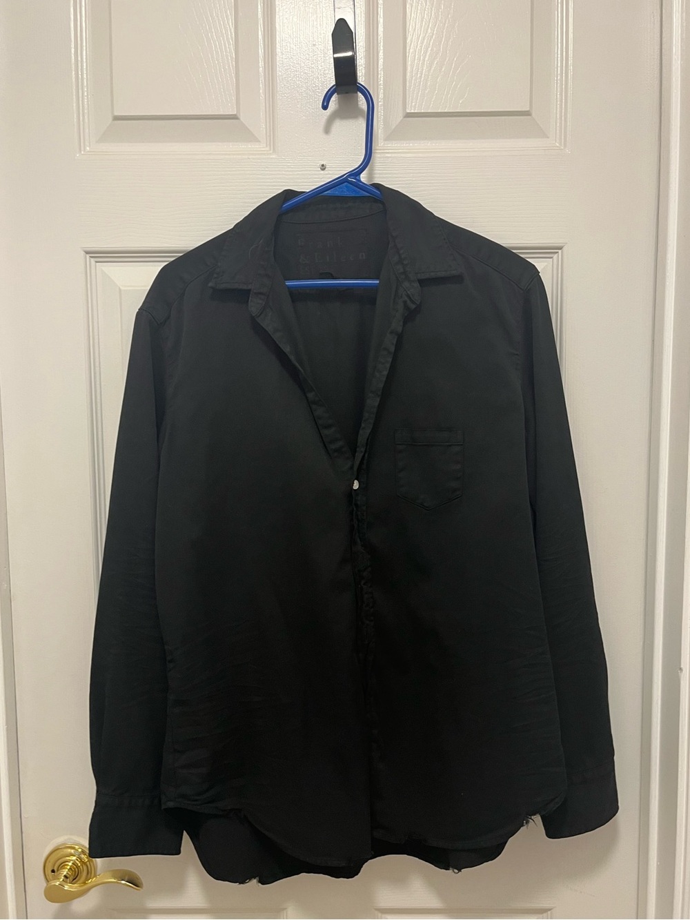 Authentic Frank and Eileen “Eileen” famous denim shirt size medium